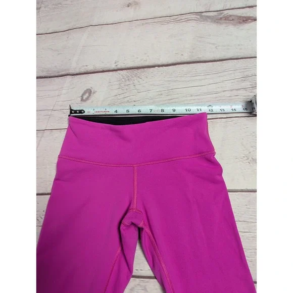 Lululemon Women's Reversible Wunder Under Leggings 4 Black/Hot Pink EUC 029 - Picture 7 of 9